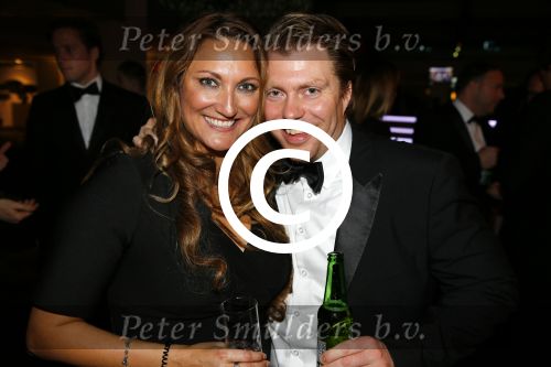 Amsterdam 10 december 2015
Openingsavond VIP van de luxury fair in de RAI.
Stella Koedam met zakenrelaties