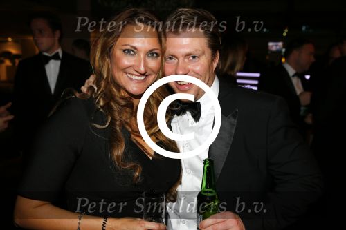 Amsterdam 10 december 2015
Openingsavond VIP van de luxury fair in de RAI.
Stella Koedam met zakenrelaties
