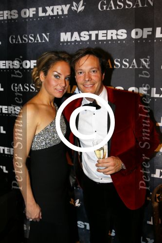Amsterdam 10 december 2015
Openingsavond VIP van de luxury fair in de RAI.
Stella Koedam met zakenrelaties
