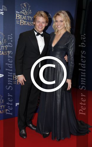 Scheveningen 13 december 2015
Premiere Beauty & the beast in het circustheater.
Thomas Berge met vriendin Myrthe Milius