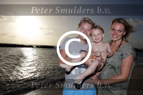 Curacao 31 december 2015
Thomas Berge met Myrthe Milius en hun zoon Jack op Curacao.