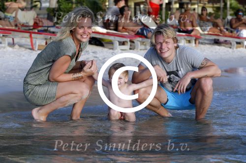 Curacao 31 december 2015
Thomas Berge met Myrthe Milius en hun zoon Jack op Curacao.