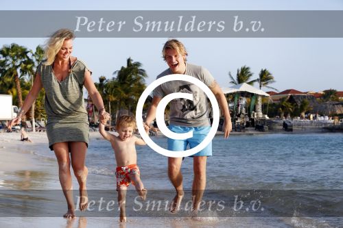 Curacao 31 december 2015
Thomas Berge met Myrthe Milius en hun zoon Jack op Curacao.