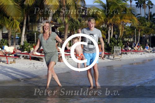 Curacao 31 december 2015
Thomas Berge met Myrthe Milius en hun zoon Jack op Curacao.