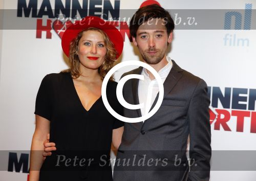 Amsterdam 14 december 2015
Premiere manneharten 2 in het nieuwe de la mar theater met als cast,
Barry Atsma Daan Schuurmans Jeroen Spitzenberger Fabian JansenMingus Dagelet Katja Herbers Hadewych Minis Jelka v Houten Liliana de Vries Maartje v d Wetering Barbara Sloesen Bo Maerten en Annick Boer. Willem Voogd met vriendin