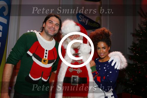 Hilversum 7 december 2015
Event Sky radio met kerstboom. De olgende bn ers doe mee.
 Xander de BuisonjÃ© & Sharon Doorson (dance4life), Barry Atsma (Diabetes Fonds) & Do (Stichting DON), Mari van de Ven & Dyanne Beekman (Hartstichting), Beau Schneider & Ruud Feltkamp (KWF Kankerbestrijding), Roel van Velzen & Roos MoggrÃ© (MasterPeace), Anouk Smulders & ManuÃ«la Kemp (Ruby and Rose), Ellen ten Damme & Henk Schiffmacher (Stichting Vluchteling), Bartho Braat & Lone van Roosendaal (Trombosestichting) en Danny de Munk & Vivian Reijs (Voedselbanken Nederland).
Vakjury
De vakjury bestaat dit jaar uit voorzitter Nance Coolen (presentatrice en winnares van CTFC 2014), Fred van Leer (kledingstylist en presentator) en Pascal Koeleman (ondernemer en jurylid van SBS 6\' Hollands Beste Bloemstylis