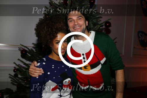 Hilversum 7 december 2015
Event Sky radio met kerstboom. De olgende bn ers doe mee.
 Xander de BuisonjÃ© & Sharon Doorson (dance4life), Barry Atsma (Diabetes Fonds) & Do (Stichting DON), Mari van de Ven & Dyanne Beekman (Hartstichting), Beau Schneider & Ruud Feltkamp (KWF Kankerbestrijding), Roel van Velzen & Roos MoggrÃ© (MasterPeace), Anouk Smulders & ManuÃ«la Kemp (Ruby and Rose), Ellen ten Damme & Henk Schiffmacher (Stichting Vluchteling), Bartho Braat & Lone van Roosendaal (Trombosestichting) en Danny de Munk & Vivian Reijs (Voedselbanken Nederland).
Vakjury
De vakjury bestaat dit jaar uit voorzitter Nance Coolen (presentatrice en winnares van CTFC 2014), Fred van Leer (kledingstylist en presentator) en Pascal Koeleman (ondernemer en jurylid van SBS 6\' Hollands Beste Bloemstylis
