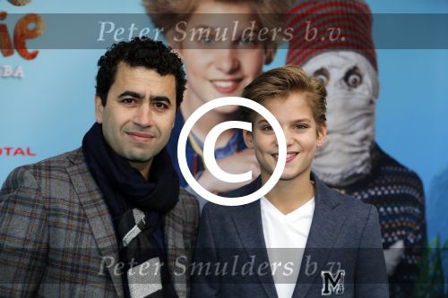 Amsterdam 6 december 2015
Premiere Dummie de Mummie in theater Amsterdam.
Yahya Gaier met Pim v Hoeve