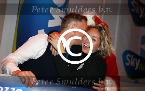 Hilversum 7 december 2015
Event Sky radio met kerstboom. De olgende bn ers doe mee.
 Xander de BuisonjÃ© & Sharon Doorson (dance4life), Barry Atsma (Diabetes Fonds) & Do (Stichting DON), Mari van de Ven & Dyanne Beekman (Hartstichting), Beau Schneider & Ruud Feltkamp (KWF Kankerbestrijding), Roel van Velzen & Roos MoggrÃ© (MasterPeace), Anouk Smulders & ManuÃ«la Kemp (Ruby and Rose), Ellen ten Damme & Henk Schiffmacher (Stichting Vluchteling), Bartho Braat & Lone van Roosendaal (Trombosestichting) en Danny de Munk & Vivian Reijs (Voedselbanken Nederland).
Vakjury
De vakjury bestaat dit jaar uit voorzitter Nance Coolen (presentatrice en winnares van CTFC 2014), Fred van Leer (kledingstylist en presentator) en Pascal Koeleman (ondernemer en jurylid van SBS 6\' Hollands Beste Bloemstylis