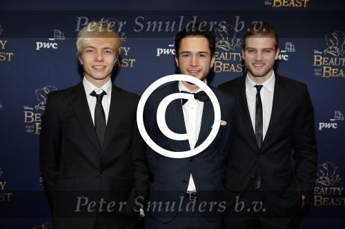 Scheveningen 13 december 2015
Premiere Beauty & the beast in het circustheater.
Zomaar