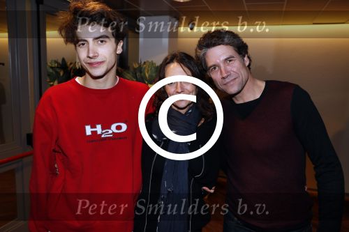 Amsterdam 20 december 2016 
Premiere Watskeburt in de meervaart. daniel Boissevain met vrouw en zoon