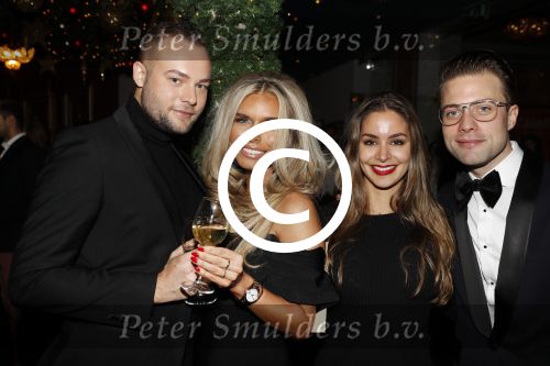 Amsterdam 22 december 2016
Premiere wereld kerstcircus in Carre. Elisa v d Meyden met haar vader Henk en moeder Monica Strotman