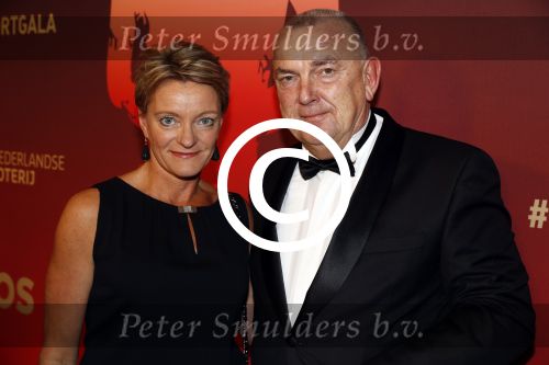 Amsterdam 21 december 2016
Sportman en sportvrouw van het jaar verkiezing tijdens het sportgala in de RAI.
Ellen v Lange met partner