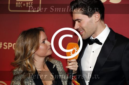 Amsterdam 21 december 2016
Sportman en sportvrouw van het jaar verkiezing tijdens het sportgala in de RAI.
Tom Dumoulin in gesprek Fatima Moreiro de Melo