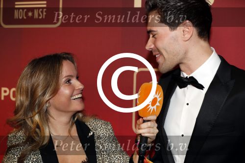 Amsterdam 21 december 2016
Sportman en sportvrouw van het jaar verkiezing tijdens het sportgala in de RAI.
Tom Dumoulin in gesprek Fatima Moreiro de Melo