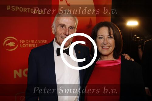 Amsterdam 21 december 2016
Sportman en sportvrouw van het jaar verkiezing tijdens het sportgala in de RAI.
Joop Zoetemelk met partner