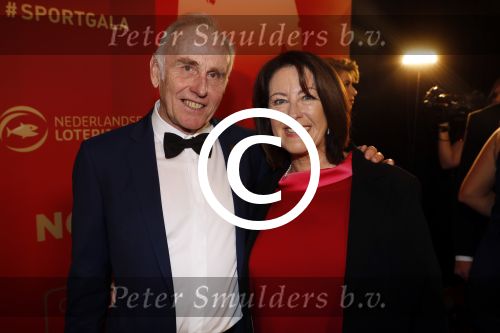 Amsterdam 21 december 2016
Sportman en sportvrouw van het jaar verkiezing tijdens het sportgala in de RAI.
Joop Zoetemelk met partner