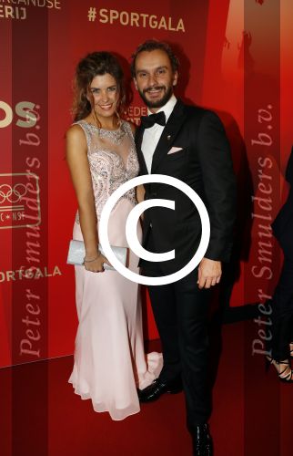 Amsterdam 21 december 2016
Sportman en sportvrouw van het jaar verkiezing tijdens het sportgala in de RAI. Joost Luiten met zijn vriendin