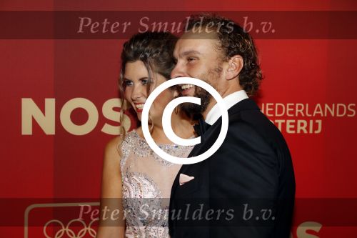 Amsterdam 21 december 2016
Sportman en sportvrouw van het jaar verkiezing tijdens het sportgala in de RAI. Joost Luiten met zijn vriendin