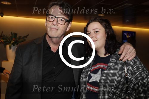 Amsterdam 20 december 2016 
Premiere Watskeburt in de meervaart. Kees Prins