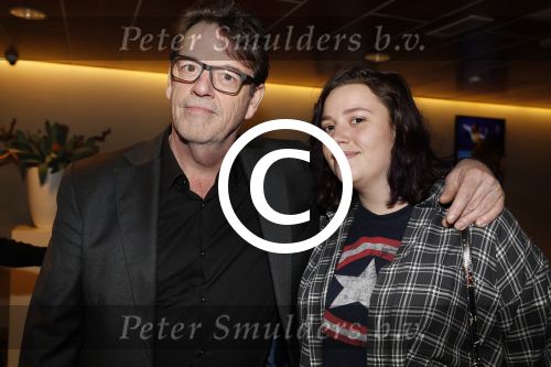 Amsterdam 20 december 2016 
Premiere Watskeburt in de meervaart. Kees Prins
