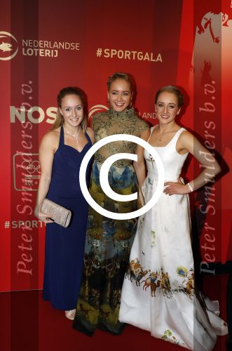 Amsterdam 21 december 2016
Sportman en sportvrouw van het jaar verkiezing tijdens het sportgala in de RAI. Lieke Sanne Vincent en moeder Gemma Wevers zijn aanwezig als Sanne sportvrouw van het jaar wordt