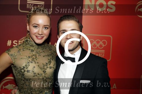 Amsterdam 21 december 2016
Sportman en sportvrouw van het jaar verkiezing tijdens het sportgala in de RAI. Lieke Sanne Vincent en moeder Gemma Wevers zijn aanwezig als Sanne sportvrouw van het jaar wordt. Lieke met vriend