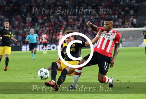 Eindhoven, 13 September 2016
PSV-Atletico Madrid, eindstand 0-1 
Eerste wedstrijd voorronde CL Seizoen 2016-2017
Luciano Narsingh in duel met  Jose Maria Gimenez