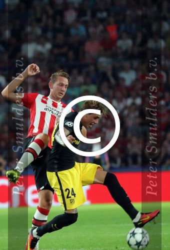 Eindhoven, 13 September 2016
PSV-Atletico Madrid, eindstand 0-1 
Eerste wedstrijd voorronde CL Seizoen 2016-2017
Luuk de Jong en Jose Maria Gimenez in duel
