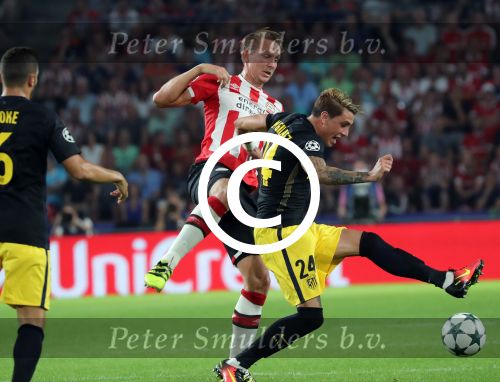 Eindhoven, 13 September 2016
PSV-Atletico Madrid, eindstand 0-1 
Eerste wedstrijd voorronde CL Seizoen 2016-2017
Luuk de Jong en Jose Maria Gimenez in duel