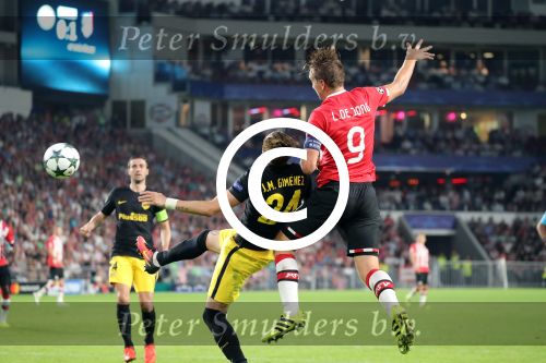 Eindhoven, 13 September 2016
PSV-Atletico Madrid, eindstand 0-1 
Eerste wedstrijd voorronde CL Seizoen 2016-2017
Luuk de Jong en Jose Maria Gimenez in duel