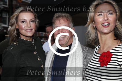 Amsterdam 17 december 2016 
Opening winkel Nynke Wynia door vriendin Micky Hoogendijk. Marcel Boekhoorn met dochter Nicole en Frits Kroymans