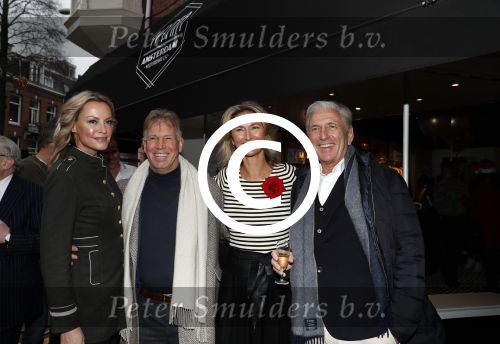 Amsterdam 17 december 2016 
Opening winkel Nynke Wynia door vriendin Micky Hoogendijk. Marcel Boekhoorn met dochter Nicole en Frits Kroymans