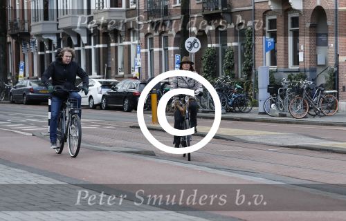 Amsterdam 24 december 2016 
Nada v Nie met Frank Bakker waar ze vorige week mee getrouwd is.