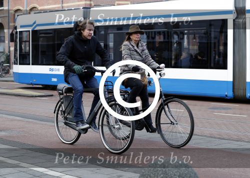 Amsterdam 24 december 2016 
Nada v Nie met Frank Bakker waar ze vorige week mee getrouwd is.