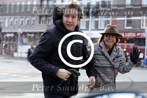 Amsterdam 24 december 2016 
Nada v Nie met Frank Bakker waar ze vorige week mee getrouwd is.
