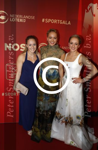 Amsterdam 21 december 2016
Sportman en sportvrouw van het jaar verkiezing tijdens het sportgala in de RAI. Lieke Sanne Vincent en moeder Gemma Wevers zijn aanwezig als Sanne sportvrouw van het jaar wordt