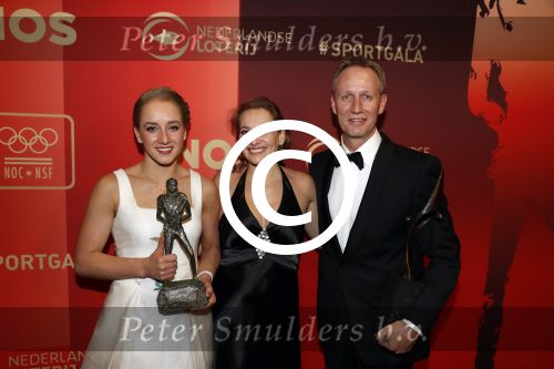 Amsterdam 21 december 2016
Sportman en sportvrouw van het jaar verkiezing tijdens het sportgala in de RAI. Lieke Sanne Vincent en moeder Gemma Wevers zijn aanwezig als Sanne sportvrouw van het jaar wordt