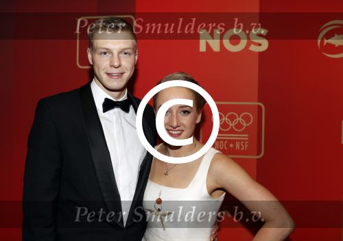 Amsterdam 21 december 2016
Sportman en sportvrouw van het jaar verkiezing tijdens het sportgala in de RAI. Lieke Sanne Vincent en moeder Gemma Wevers zijn aanwezig als Sanne sportvrouw van het jaar wordt Sanne met vriend Dennis