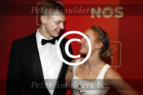 Amsterdam 21 december 2016
Sportman en sportvrouw van het jaar verkiezing tijdens het sportgala in de RAI. Lieke Sanne Vincent en moeder Gemma Wevers zijn aanwezig als Sanne sportvrouw van het jaar wordt Sanne met vriend Dennis