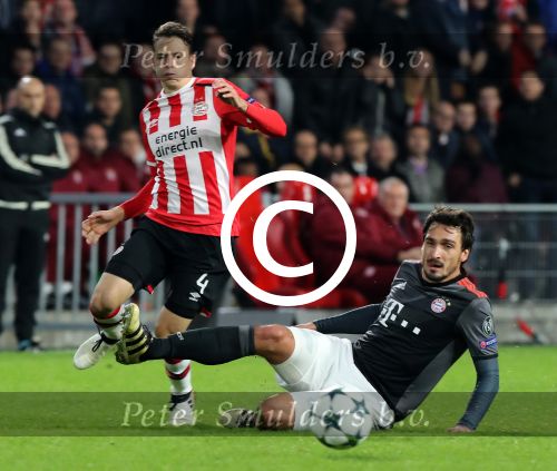 Eindhoven, 1 November 2016
4e wedstrijd voorronde Champions Leaugue seizoen 2016/2017
PSV-Bayern Munchen, eindstand 1-2
Santiago Arias en Mats Hummels