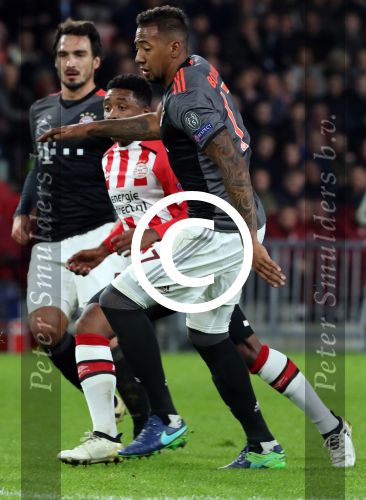 Eindhoven, 1 November 2016
4e wedstrijd voorronde Champions Leaugue seizoen 2016/2017
PSV-Bayern Munchen, eindstand 1-2
Steven Bergwijn David Alaba Mats Hummels