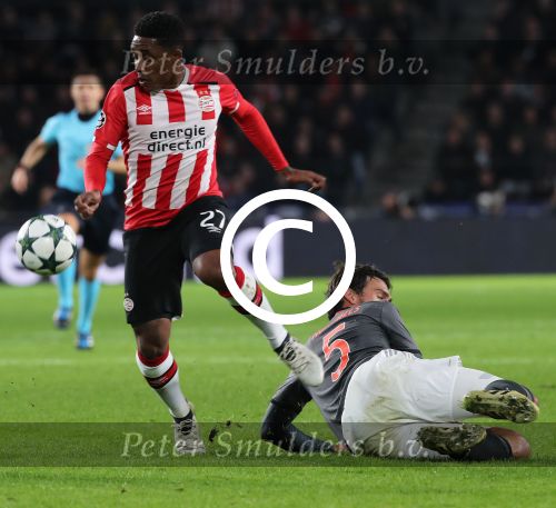 Eindhoven, 1 November 2016
4e wedstrijd voorronde Champions Leaugue seizoen 2016/2017
PSV-Bayern Munchen, eindstand 1-2
Steven Bergwijn David Alaba Mats Hummels