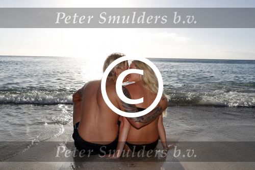 Curacao San Juan 5 januari 2017
Thomas Berge met zijn nieuwe vriendin Cassidy Roeks op vakantie op curacao.