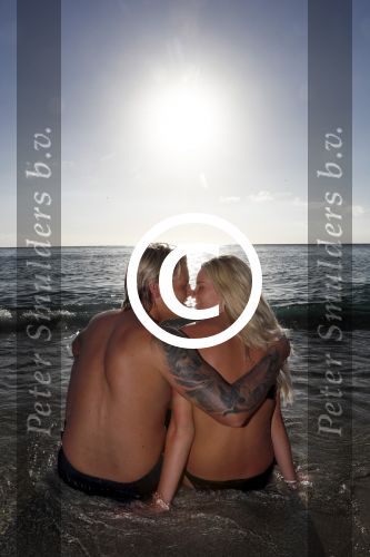 Curacao San Juan 5 januari 2017
Thomas Berge met zijn nieuwe vriendin Cassidy Roeks op vakantie op curacao.