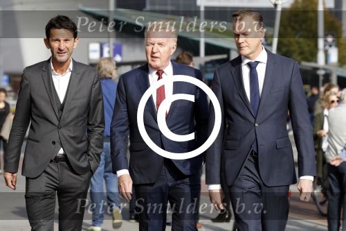 Amsterdam 14 oktober 2017
Afscheidsdienst van burgemeetser Eberhard v d Laan in het concertgebouw. Andre v Duin met partner Martin