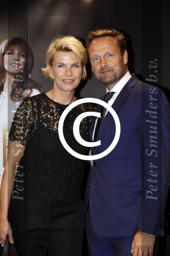Amsterdam 2 oktober 2017
Premiere Liesbeth List de musical in Carre. Anita Witzier met man