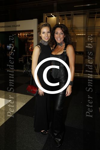 Amsterdam 7 december 2017
Luxury fair in de RAI. Anja Lengers met dochter