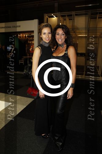 Amsterdam 7 december 2017
Luxury fair in de RAI. Anja Lengers met dochter