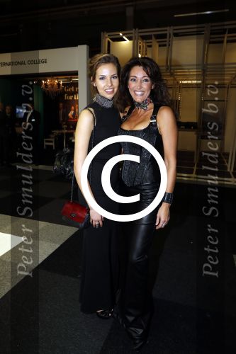 Amsterdam 7 december 2017
Luxury fair in de RAI. Anja Lengers met dochter